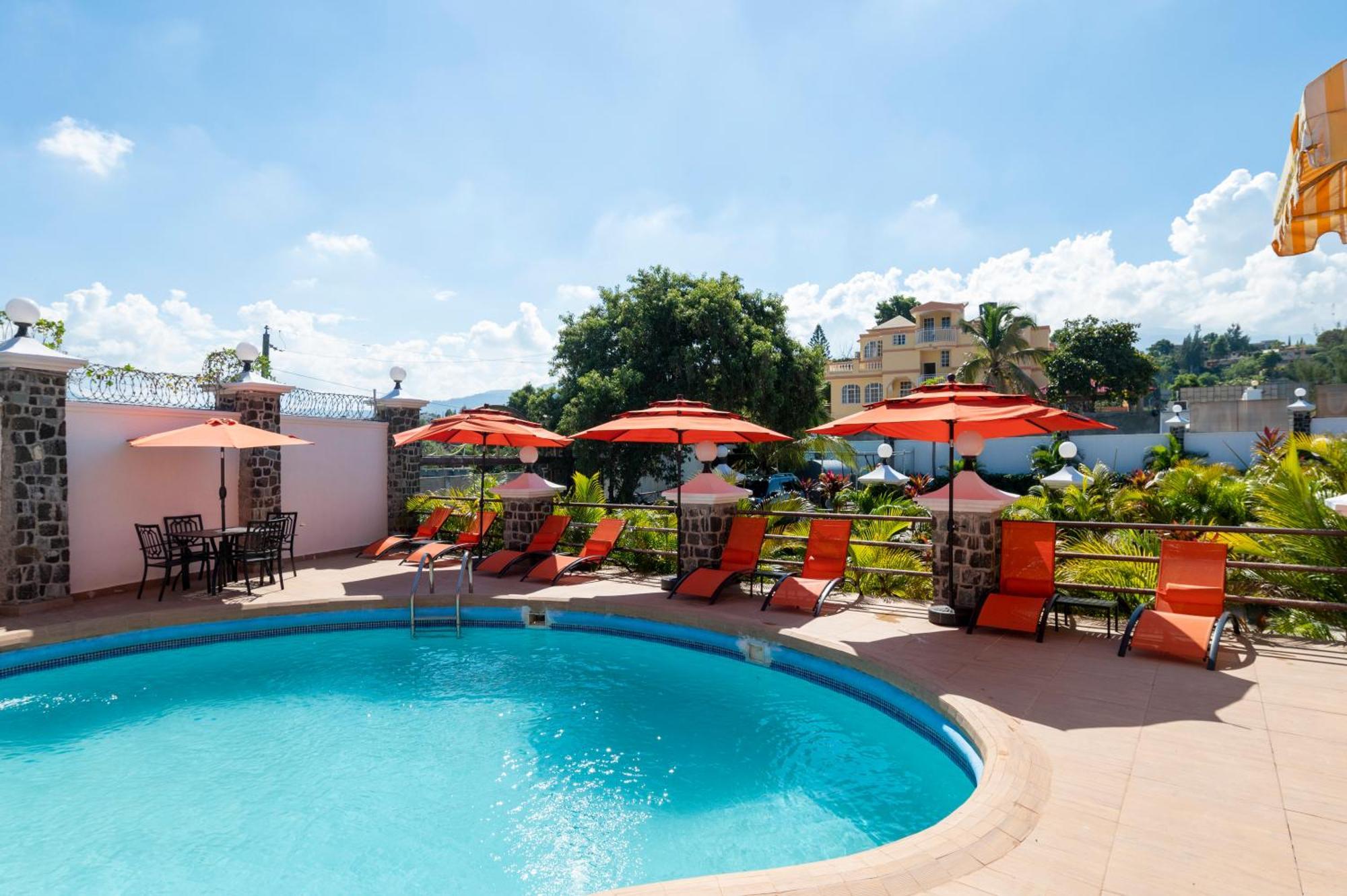 Vivy Hill'S Hotel Port-au-Prince Extérieur photo
